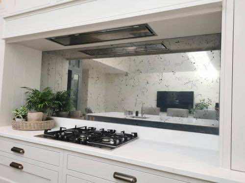 Antique mirror splashback