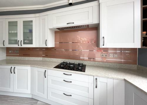 copper-mirror-stripe-splashback