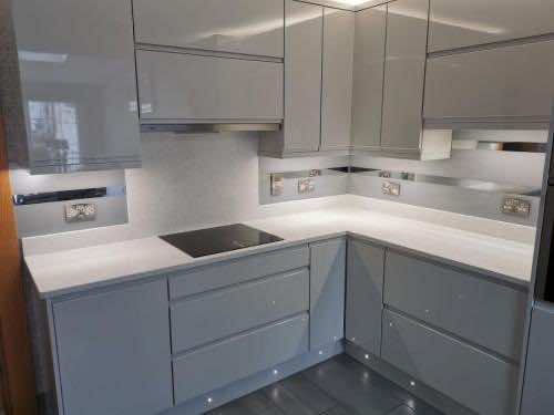 mirror-stripes-2021-05-11-11