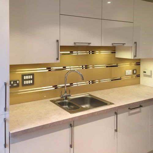 mirror-stripes-2021-05-11- 2