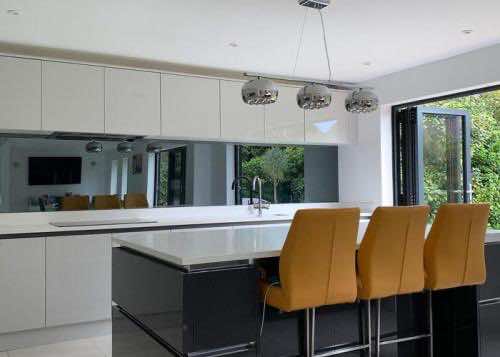 mirrored-splashbacks