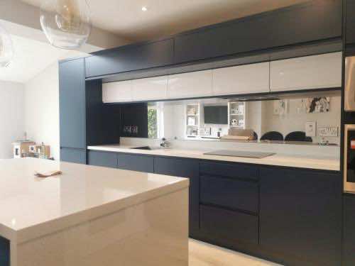 Antique mirror splashbacks